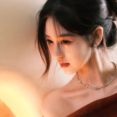 赛马女孩
